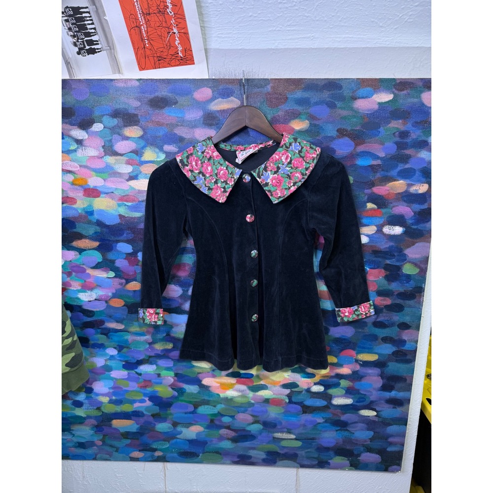 Girls Will Be Girls Vintage Black Velvet Floral Collar Button Top Small 7/8